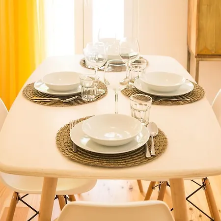 Feels Like Intendente Modern Flat * Lisbon